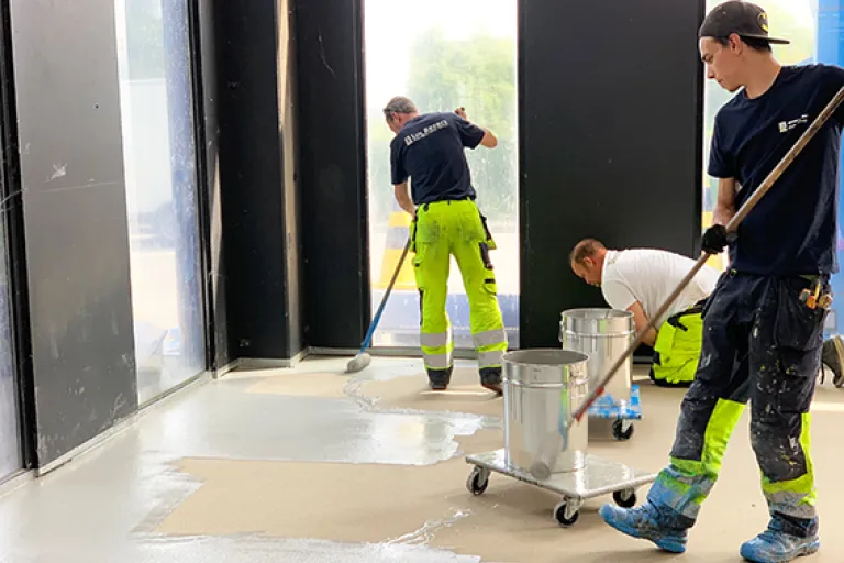 Anti-slip coating bij de Wasstraat te Herent